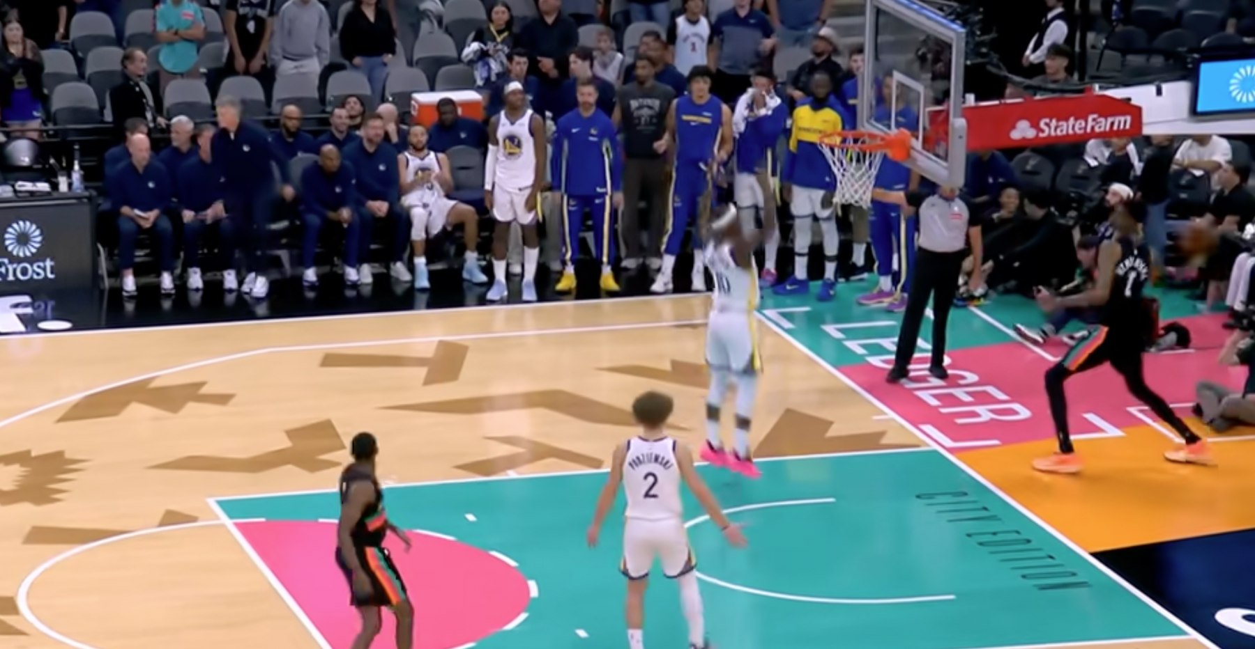 Последняя атака, чтобы получить трипл-дабл? Вэньбан: Я не помню счет, но думаю, что это было правильное решение.