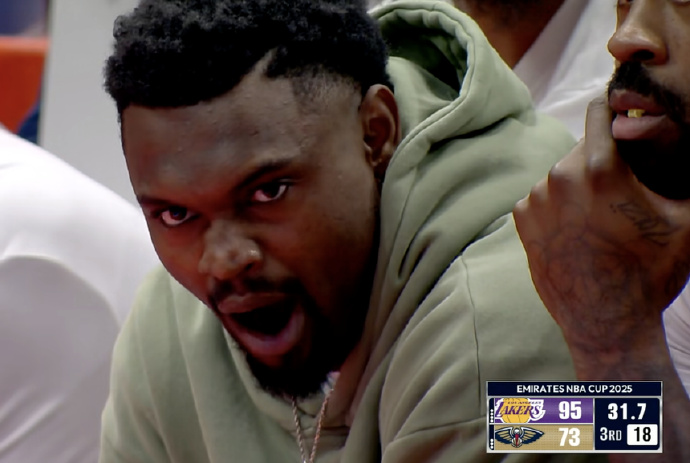 Я чувствую сонливость! Большой счет «Пеликанс» и беговая позиция, Сион зевнул на скамейке запасных