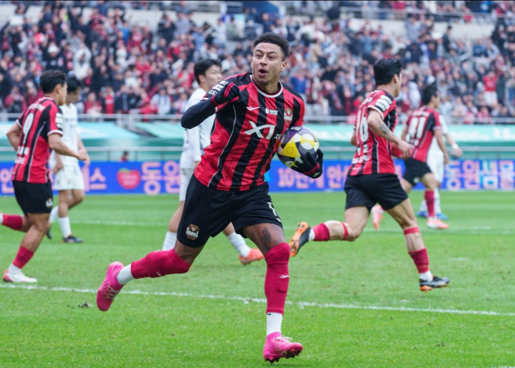 Лингард: Мне нравится квартира с прекрасным видом в Сеуле, а в Южной Корее лучшие средства по уходу за кожей