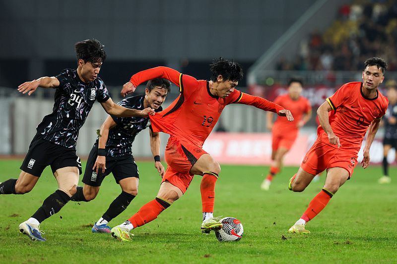 Вьетнамские СМИ: местные болельщики высмеяли команду Южной Кореи U22 после поражения, заявив, что с таким же успехом они могут снова проиграть Вьетнаму