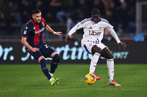 Болонья против Комо