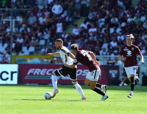 Турин против Лечче