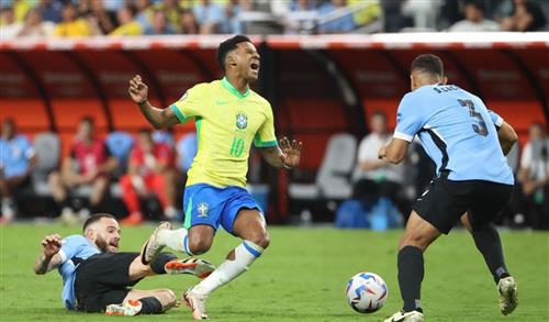 Уругвай против Бразилии