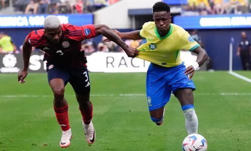 Бразилия против Коста-Рики