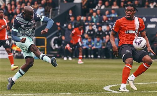 Лутон Таун против Брентфорда