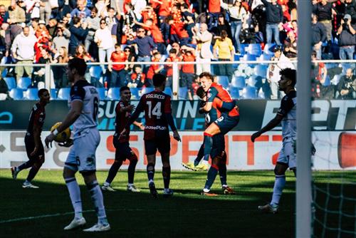 Генуя против Лечче