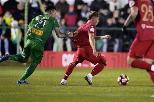 Атлетико Деферрол против Севилья