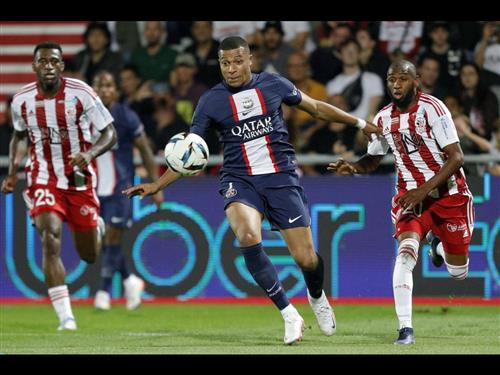 Пари Сен-Жермен против Аяччо