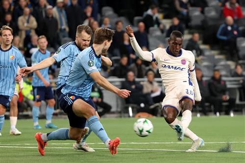 Югатон против Челси