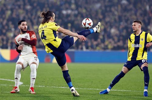 Фенербахче против Лиона