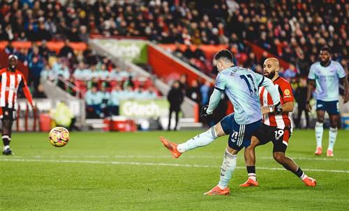 Брентфорд против Арсенала