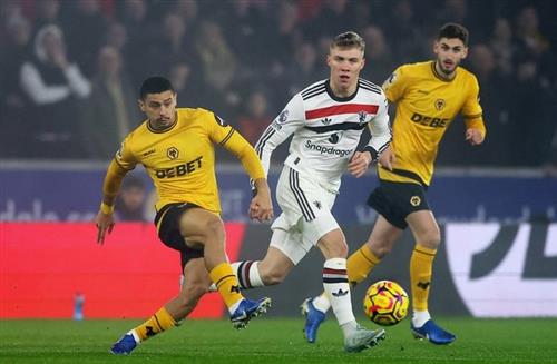 Волки против Манчестер Юнайтед