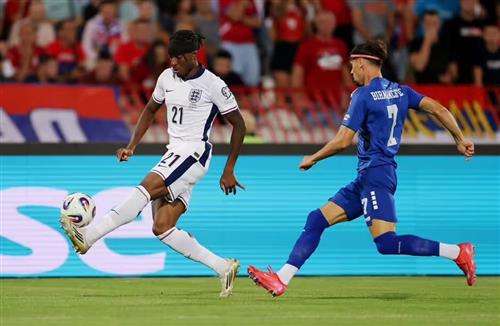 Сербия против Англии