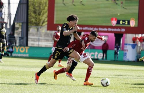 Стад Брестуа против Монако