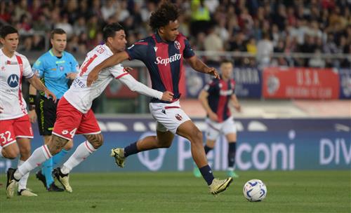 Болонья против Монцы