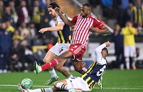 Фенербахче против Олимпиакоса