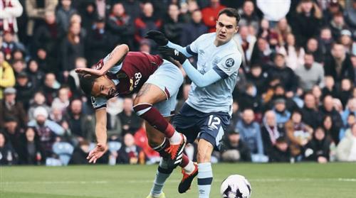 Бернли против Брентфорда