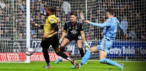 Ковентри Сити против Мейдстон Юнайтед