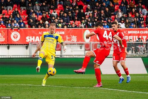 Монца против Вероны