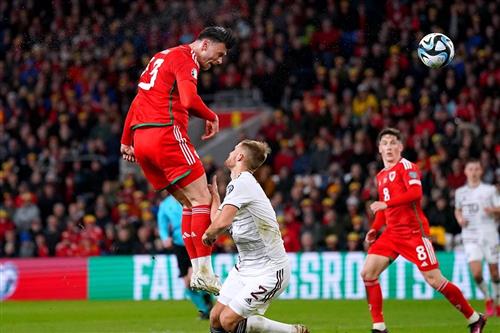 Армения против Уэльса