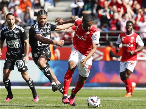 Матч «Холл» – «Брестуа»