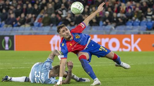 Братислава против Базеля