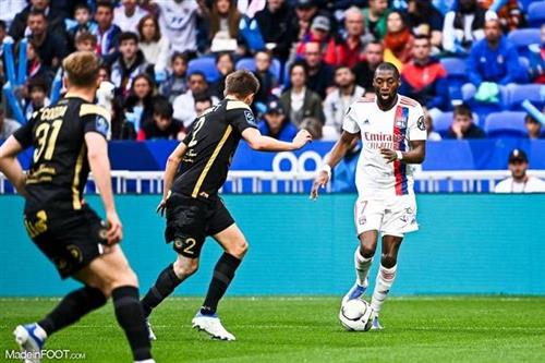 Монпелье против Лиона