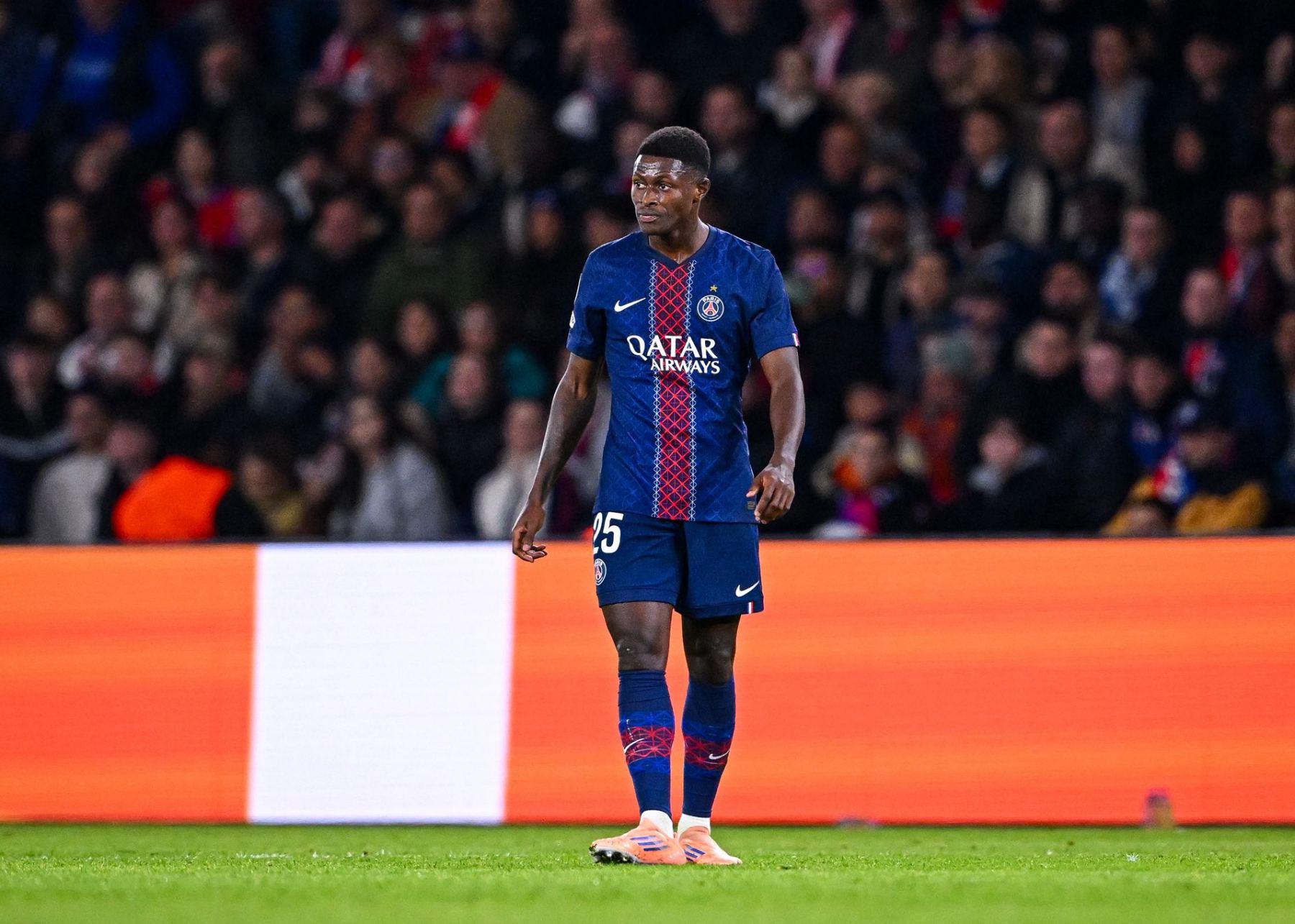 Официальный представитель Парижа: Ашраф, Дембеле и Мендес пропустят несколько недель из-за травм