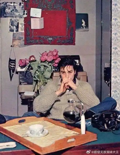 6686体育铁牌作者Matthew